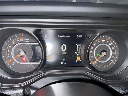 Used 2026 Jeep Gladiator Mojave AWD/4WD image 17