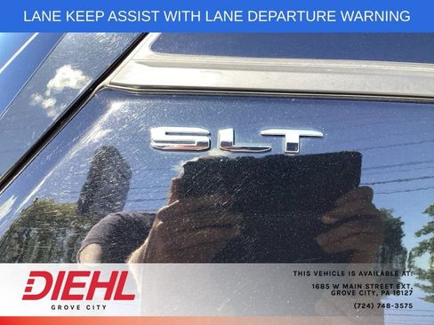 Used 2024 GMC Terrain SLT AWD/4WD image 11