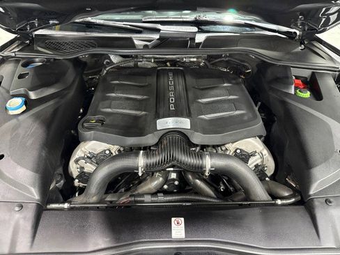 Used 2017 Porsche Cayenne GTS w/ Premium Package image 16