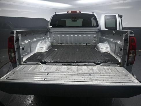 Used 2017 Nissan Frontier S RWD image 22