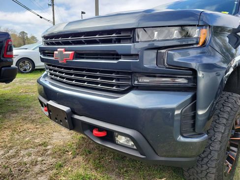 Used 2021 Chevrolet Silverado 1500 RST image 3