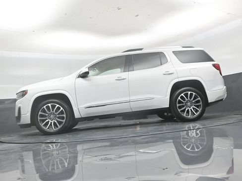 Used 2023 GMC Acadia Denali AWD/4WD image 47