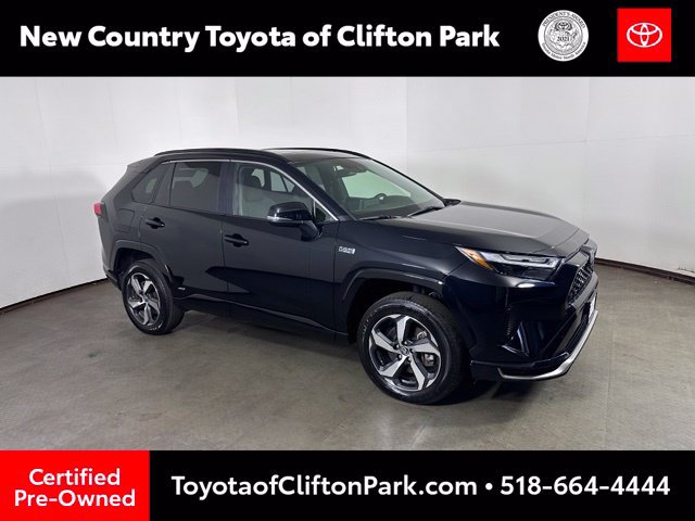 Used 2024 Toyota RAV4 SE AWD/4WD image 1