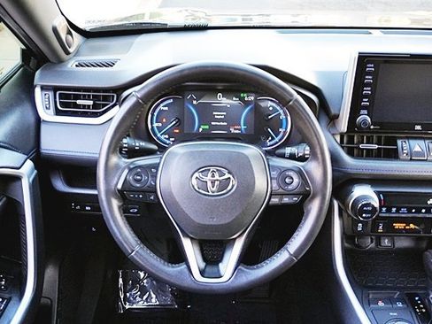 Used 2020 Toyota RAV4 XSE image 20