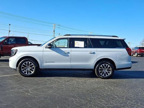 Certified 2025 Ford Expedition Max Platinum image 4