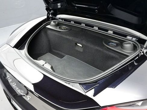 Certified 2025 Porsche 718 Boxster S RWD image 16