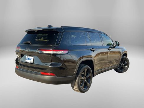 Used 2024 Jeep Grand Cherokee L Limited w/ Luxury Tech Group II image 44