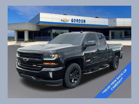 Used 2018 Chevrolet Silverado 1500 LT w/ Midnight Edition image 1