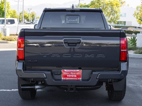 New 2026 Toyota Tacoma TRD Off-Road w/ TRD Off Road Premium Package AWD/4WD image 5