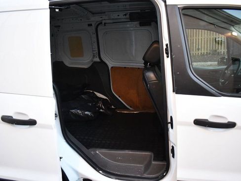 Used 2019 Ford Transit Connect XL image 24