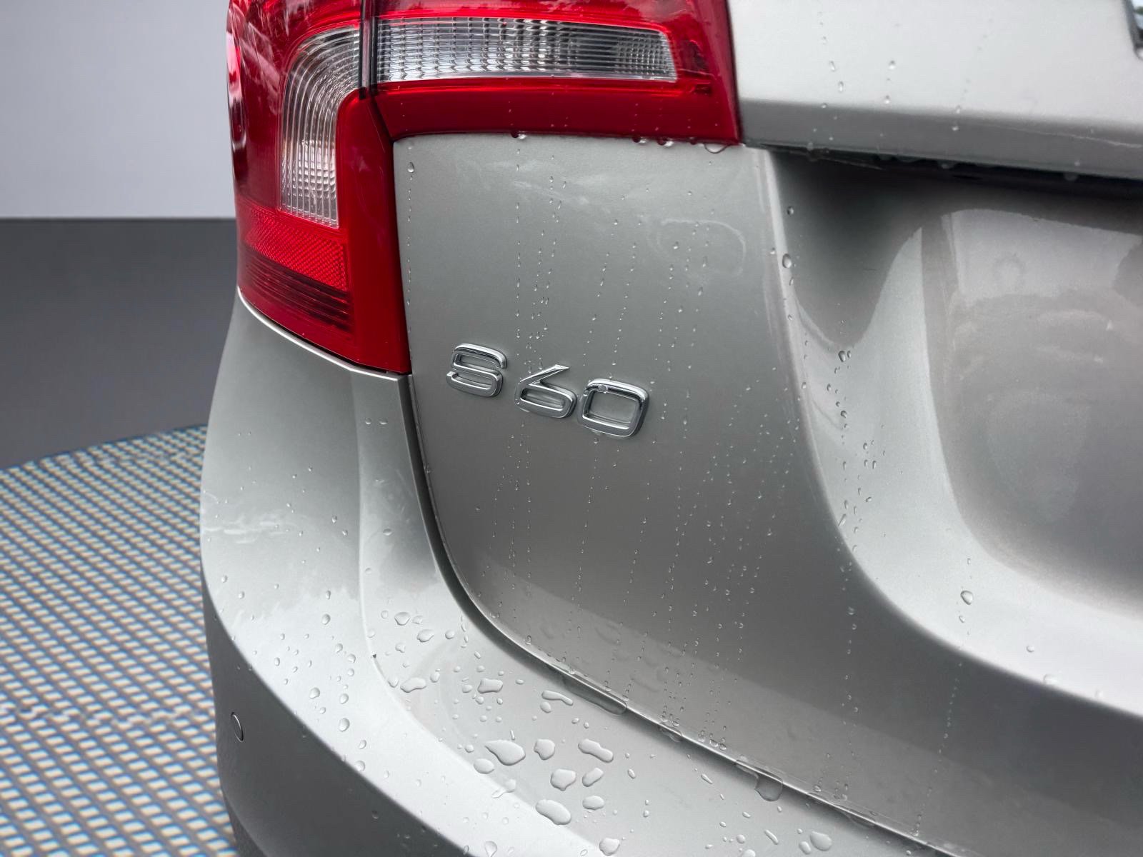 Used 2015 Volvo S60 T5 Platinum FWD image 6