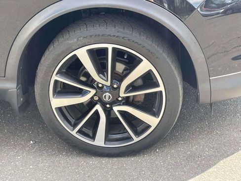 Used 2017 Nissan Rogue Sport SL AWD/4WD image 8