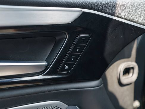 Certified 2024 Acura MDX SH-AWD w/ Technology Package image 27