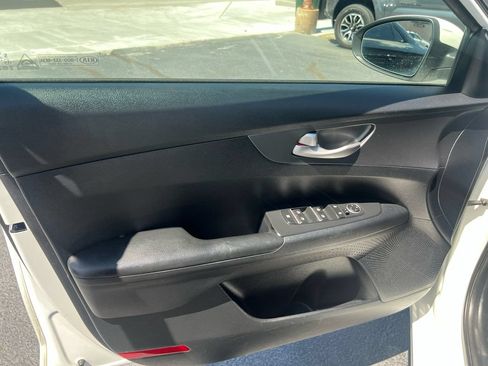 Used 2019 Kia Forte Sedan FWD image 15