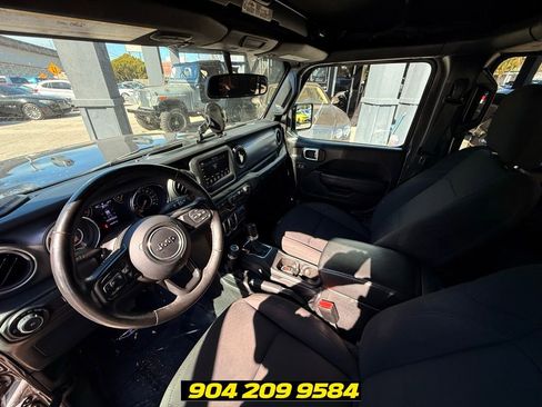 Used 2023 Jeep Wrangler Unlimited Sport AWD/4WD image 26