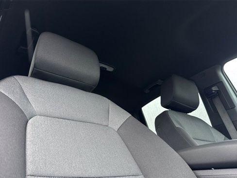 Certified 2024 Chevrolet Colorado Trail Boss w/ Technology Package image 16