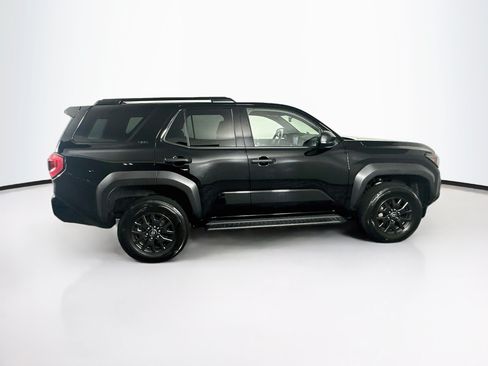 Used 2025 Toyota 4Runner SR5 AWD/4WD image 10