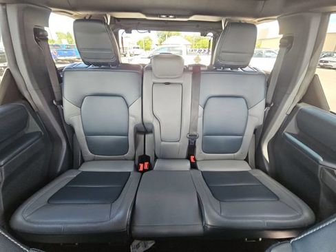 Used 2023 Ford Bronco Outer Banks AWD/4WD image 25