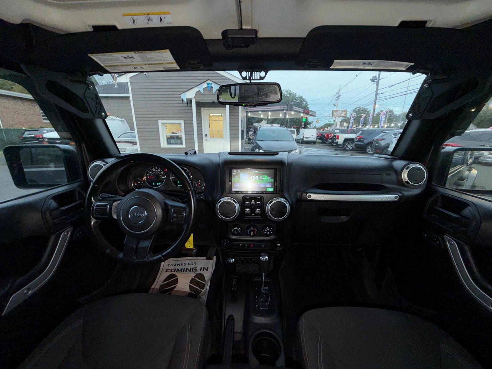Used 2017 Jeep Wrangler Unlimited Sahara AWD/4WD image 23