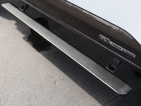 Used 2025 Ford F350 King Ranch w/ FX4 Off-Road Package image 10