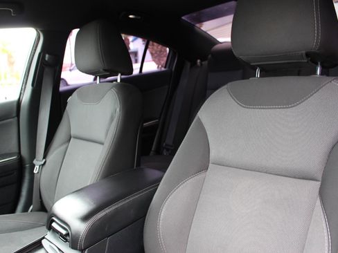 Used 2018 Dodge Charger SXT w/ Blacktop Package image 14