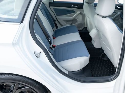 New 2026 Volkswagen Jetta SE image 36