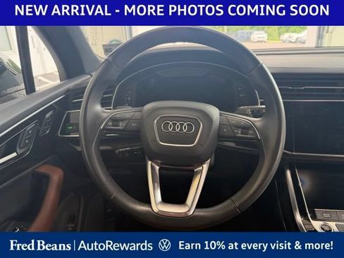 Used 2023 Audi Q7 3.0T Premium w/ Convenience Package AWD/4WD image 16