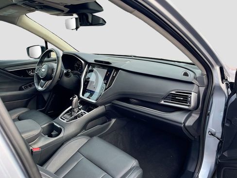 Used 2025 Subaru Outback Touring image 32