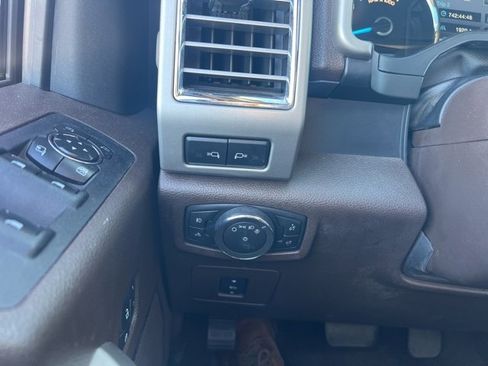 Used 2015 Ford F150 King Ranch w/ Equipment Group 601A Luxury image 11