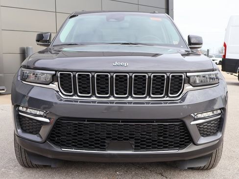 Used 2023 Jeep Grand Cherokee 4WD 4xe image 7