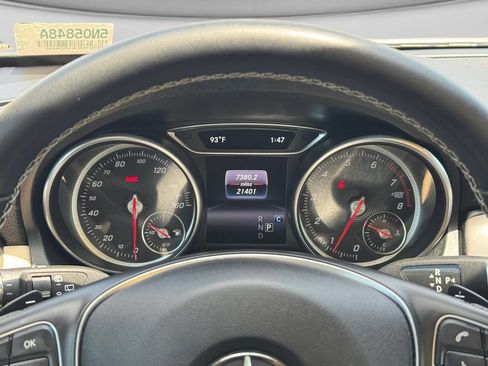 Used 2020 Mercedes-Benz GLA 250 image 12