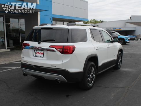 Used 2018 GMC Acadia SLT AWD/4WD image 4