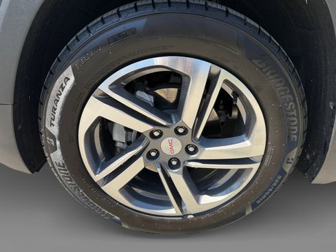 Used 2019 GMC Terrain SLT w/ Preferred Package FWD image 9