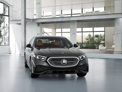 New 2026 Mercedes-Benz E 350 4MATIC Sedan image 8