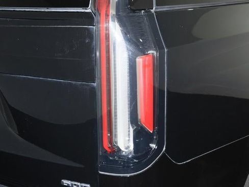 Used 2021 Cadillac Escalade Sport w/ Driver Assist Tech Package image 11