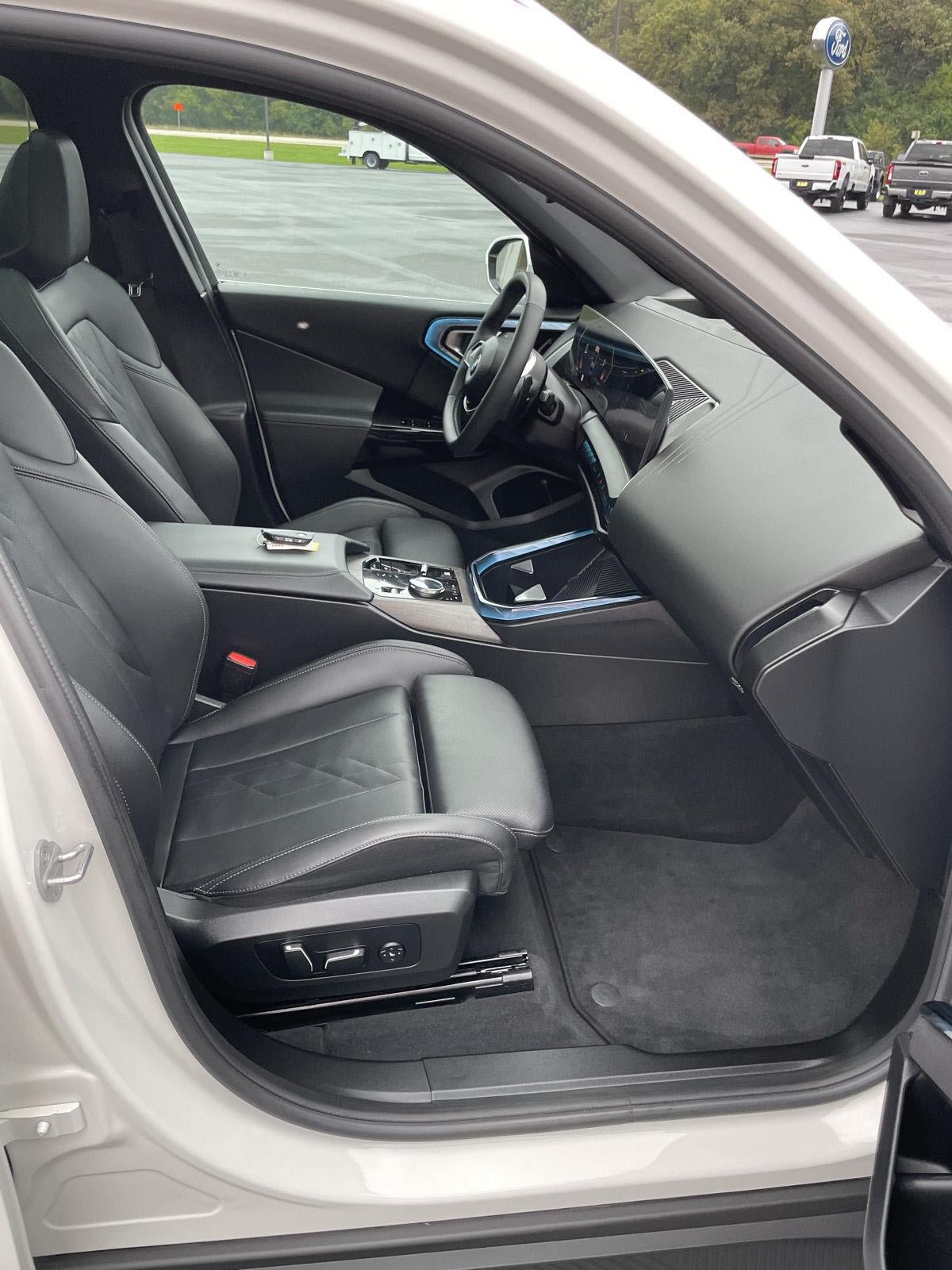 Used 2026 BMW X3 xDrive30i AWD/4WD image 13