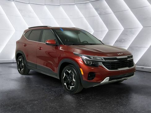 Used 2024 Kia Seltos EX FWD image 1