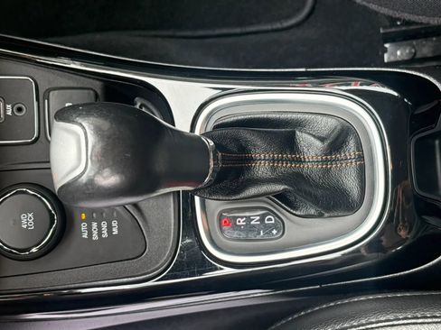 Used 2019 Jeep Compass Limited w/ Safety & Security Group AWD/4WD image 17