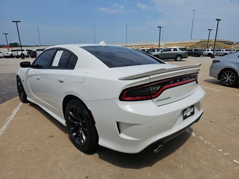 Used 2023 Dodge Charger R/T w/ Plus Group RWD image 6