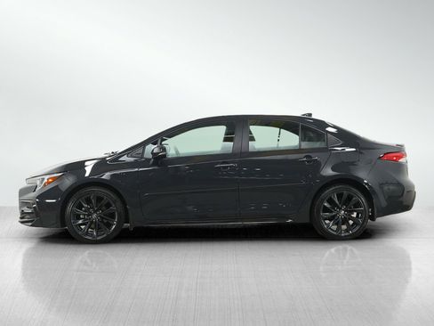 Used 2024 Toyota Corolla SE w/ SE Convenience Package FWD image 2
