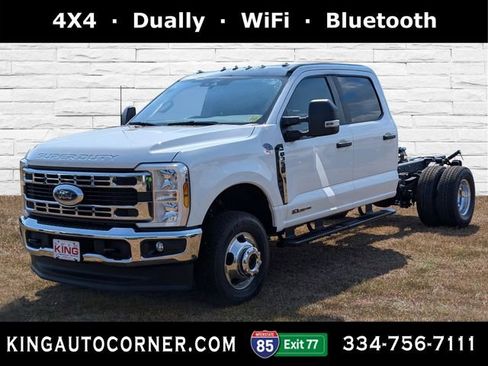 New 2026 Ford F350 XL w/ XL Chrome Package AWD/4WD image 1