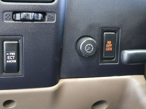 Used 2004 Toyota Tacoma 4x4 Xtracab V6 image 86