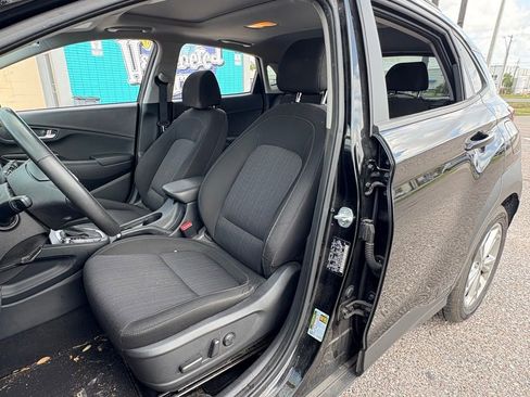 Used 2023 Hyundai Kona SEL w/ Convenience Package FWD image 9