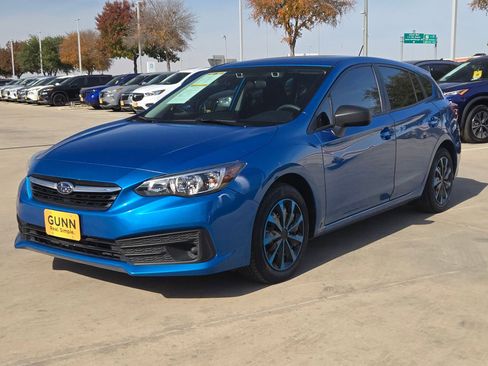 Used 2023 Subaru Impreza 2.0i image 3