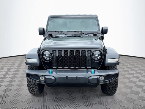 Used 2023 Jeep Wrangler Unlimited w/ Cold Weather Group AWD/4WD image 2