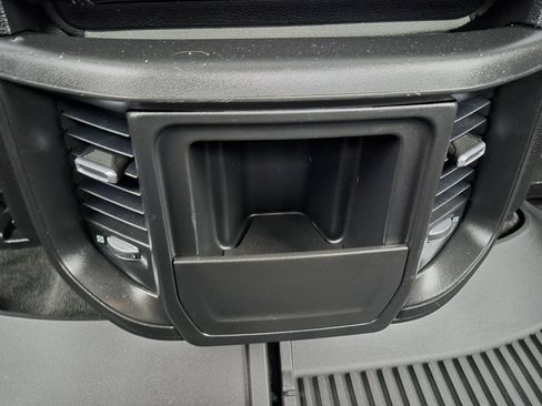 Used 2022 RAM 1500 Big Horn RWD image 15