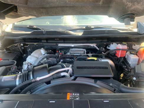 Used 2021 Chevrolet Silverado 2500 W/T w/ WT Convenience Package image 9