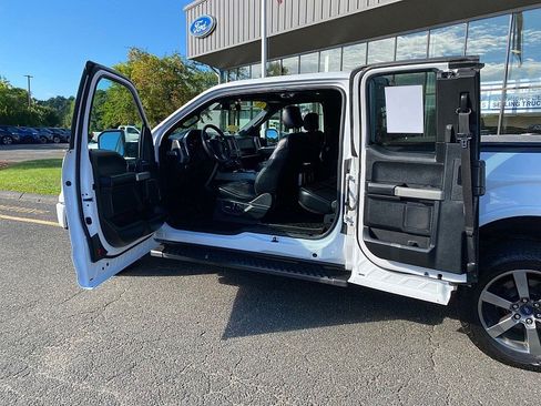 Used 2016 Ford F150 Lariat w/ Equipment Group 502A Luxury AWD/4WD image 13