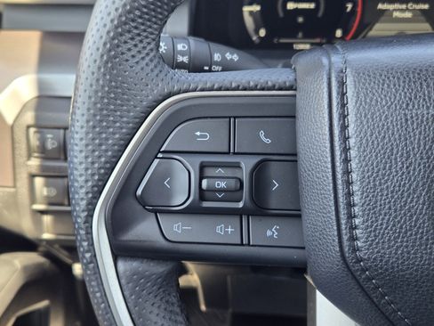 Certified 2025 Toyota Tacoma TRD Off-Road image 28