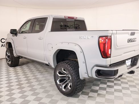Used 2021 GMC Sierra 1500 SLT AWD/4WD image 22
